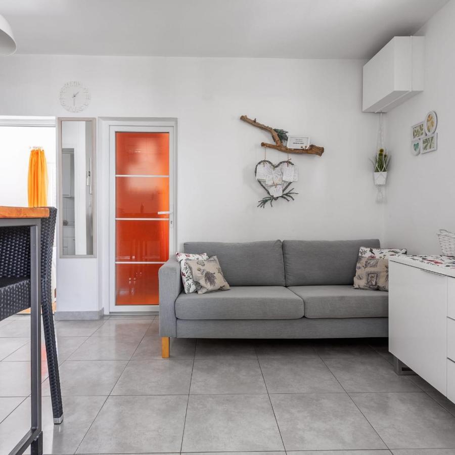 Holiday House Iva Slatine Esterno foto